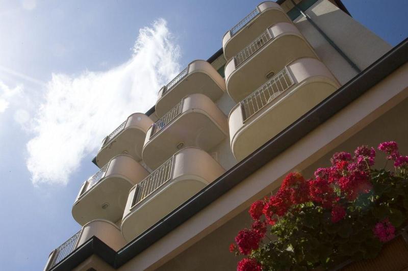Hotel Alsen Rímini Exterior foto