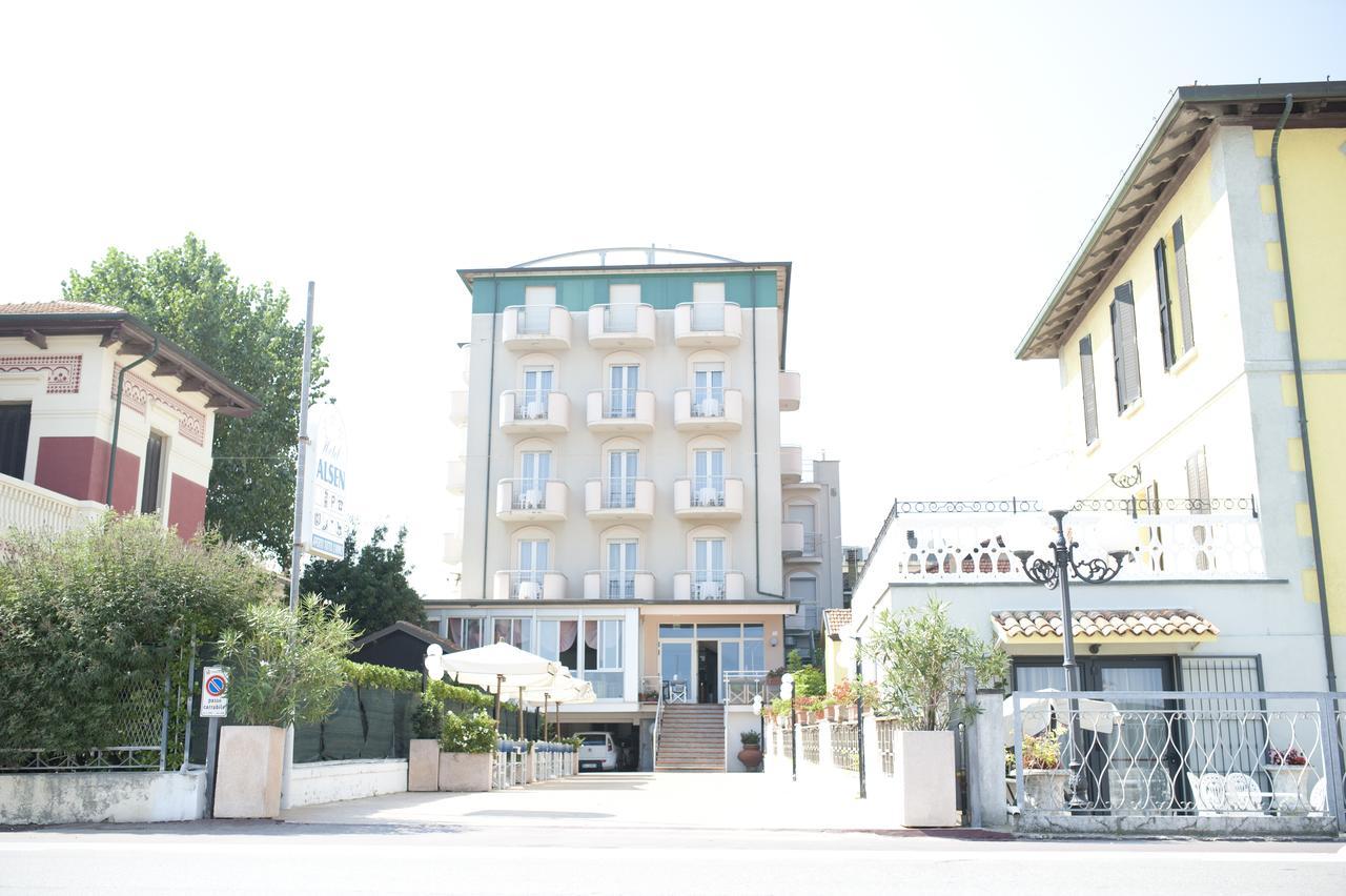 Hotel Alsen Rímini Exterior foto